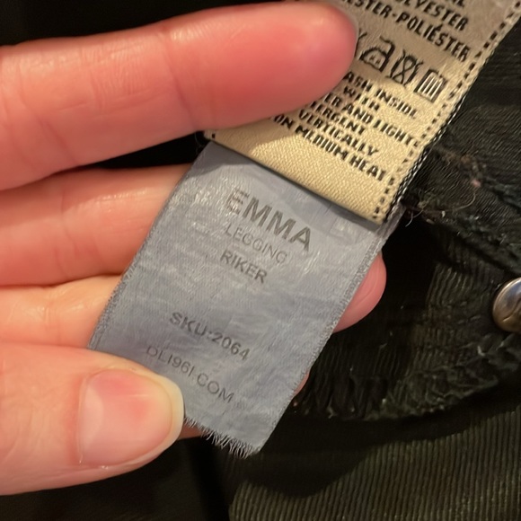 DL1961 Emma Legging Jeans in Riker Wash Black Size 28 - Picture 8 of 8